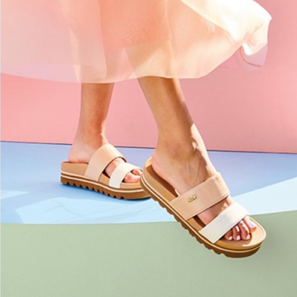 Reef Cream and Tan Double Strap Sandals